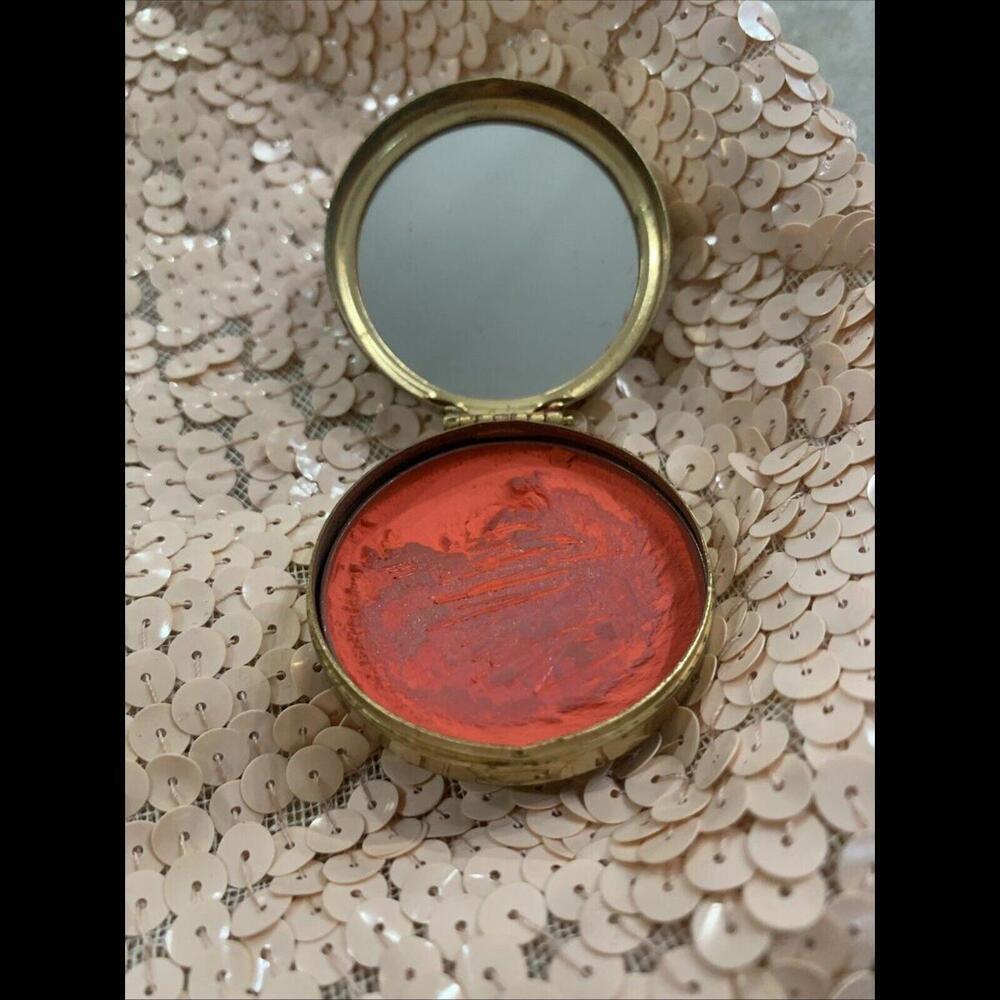 Vintage rouge compact Revlon Golden Coral blush/rouge goldtone compact 1… - Picture 4 of 6